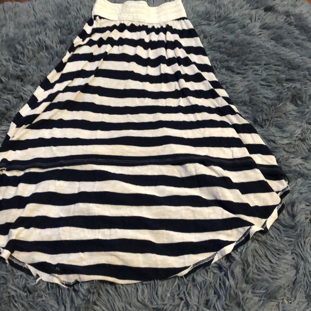 A Adorable striped skirt! For girls!